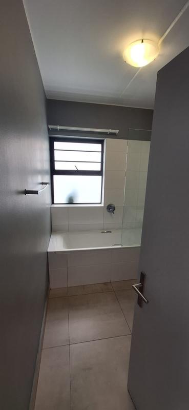 2 Bedroom Property for Sale in Aan de Wijnlanden Western Cape